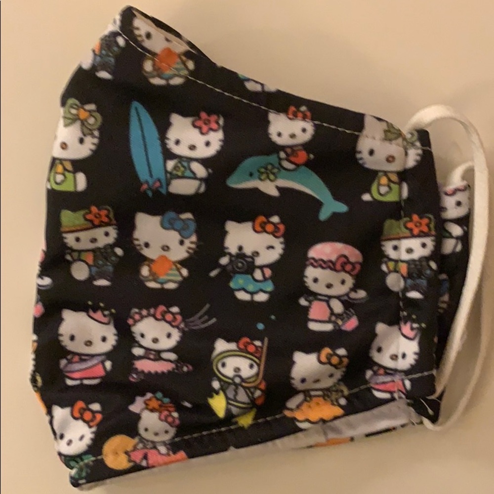 Hello Kitty Cloth Face Mask - Picture 3 of 3